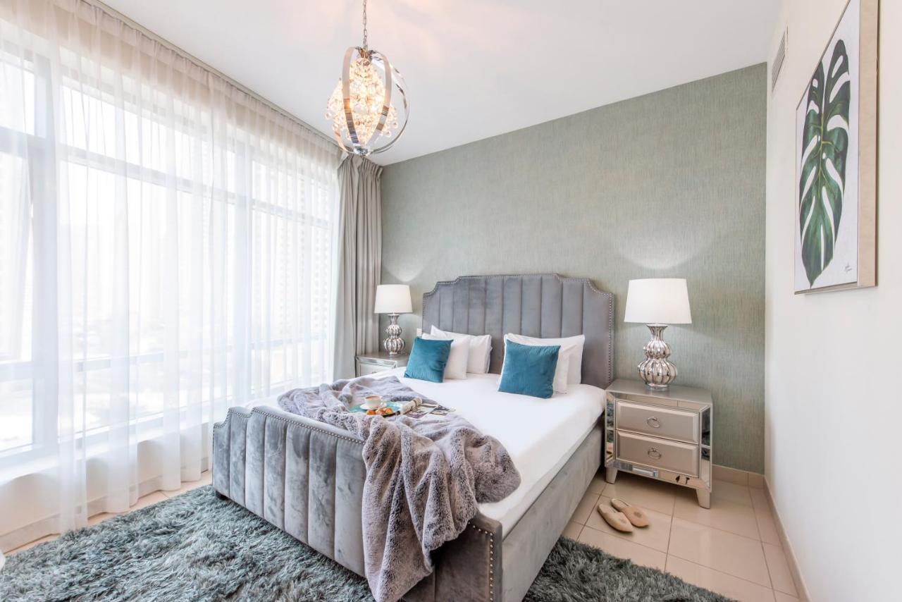 Nasma Luxury Stays - Pastel-Colored Apt With Jaw-Dropping Marina Views Dubai Eksteriør bilde