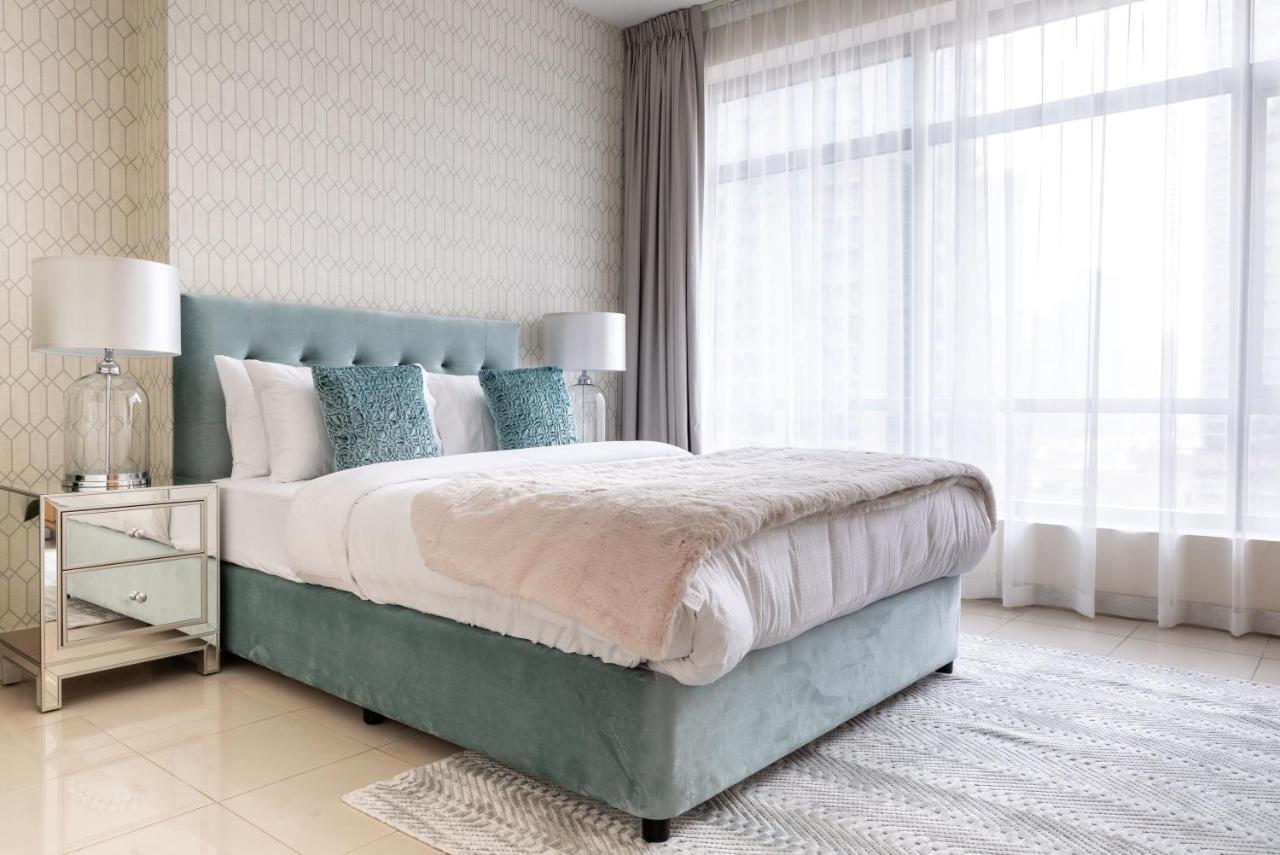 Nasma Luxury Stays - Pastel-Colored Apt With Jaw-Dropping Marina Views Dubai Eksteriør bilde